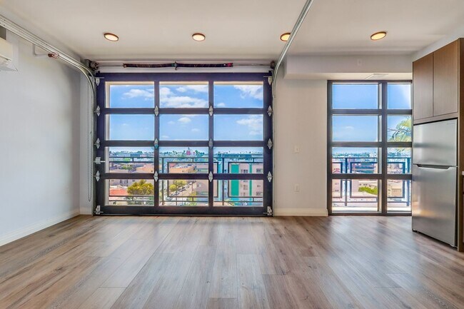 Building Photo - Brand New Lofts w/City Views and In Unit Washer & Dryer Call Today!