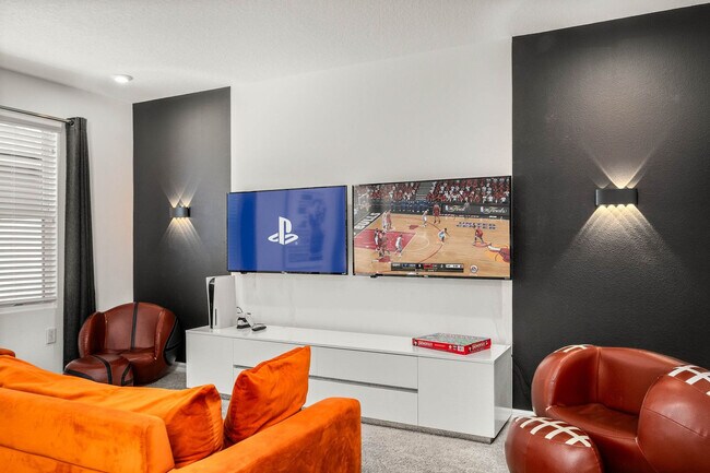 Building Photo - 8953 Amelia Downs Trail