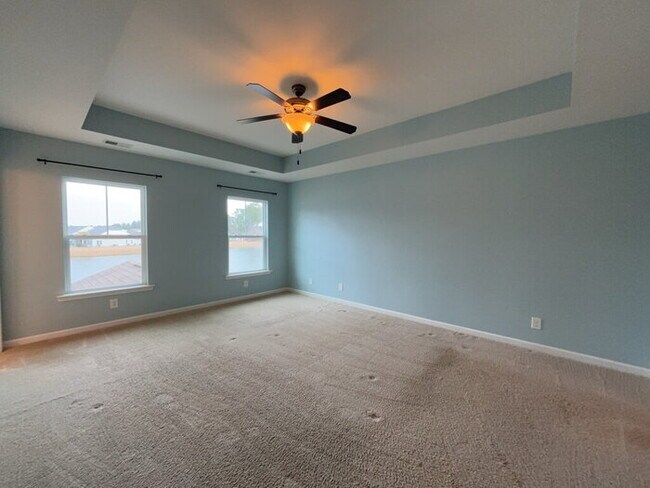 Building Photo - 292 Calm Water Way