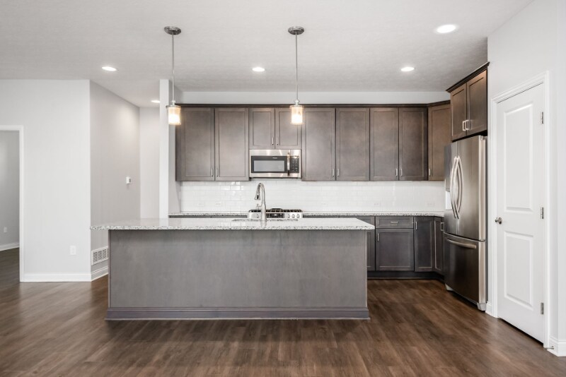 Building Photo - 5173 Hamptonshire Dr