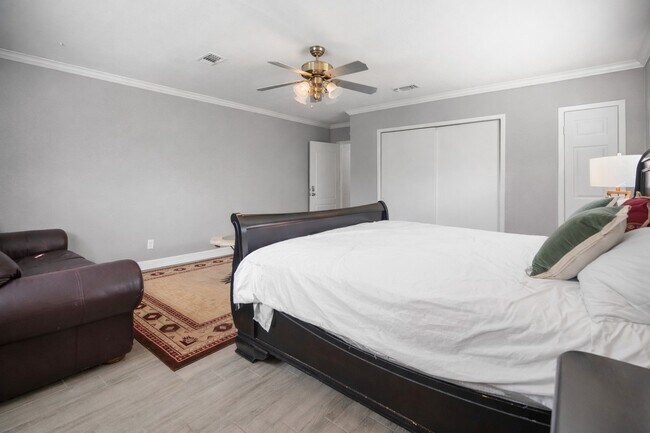 Building Photo - 3608 Wheeler Ave