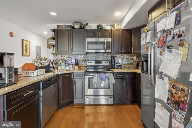 Building Photo - 1228 N 25th St