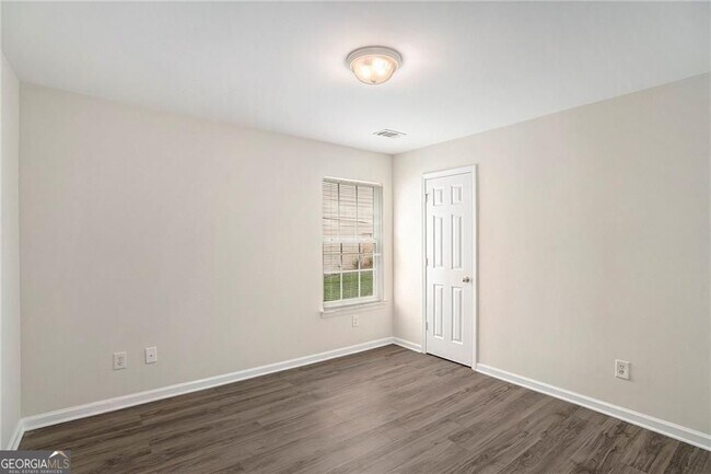 Building Photo - 3015 Whittier Way