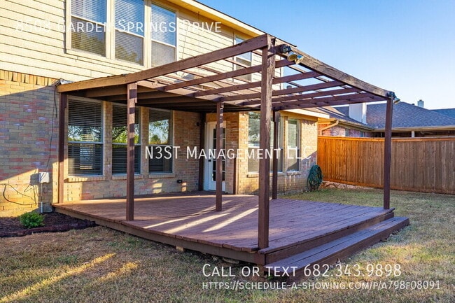 Building Photo - 8508 Garden Springs Dr