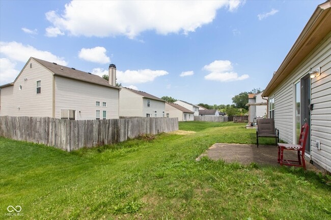 Building Photo - 7136 Pluto Dr