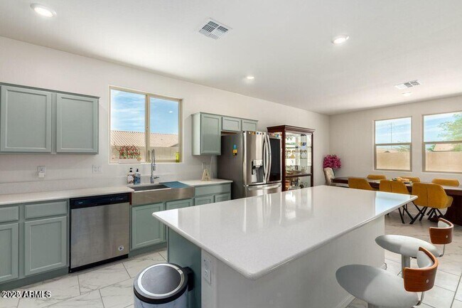 Building Photo - 40838 W Somers Dr