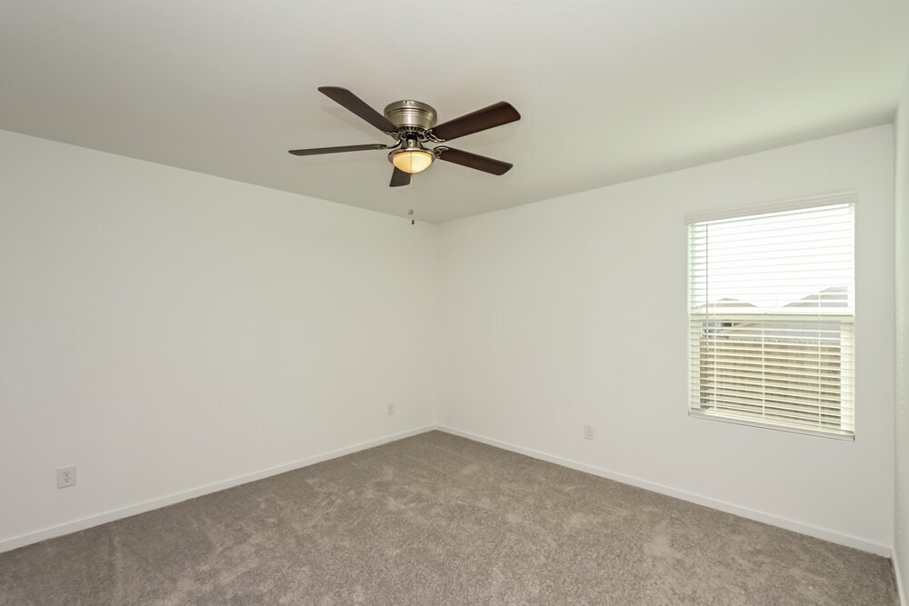 Building Photo - 10725 Revolver Dr