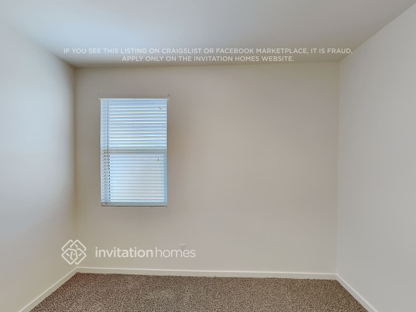 Building Photo - 518 W Magena Dr