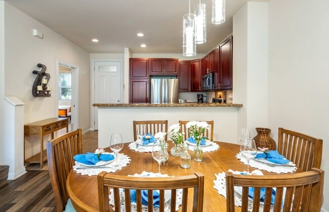 Building Photo - Beautiful Fully Furnished, 3 Bed/2 Bath Kai Ani Village Townhome