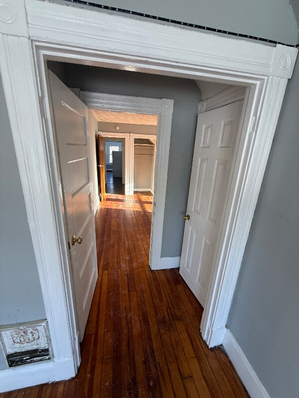 Building Photo - 224 Vine St