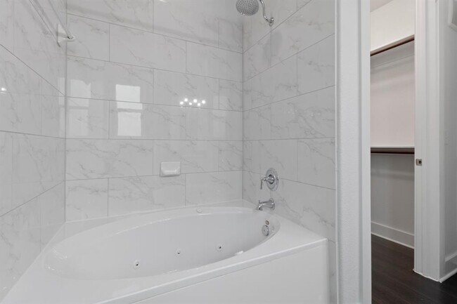 Building Photo - 3300 Towers Blvd