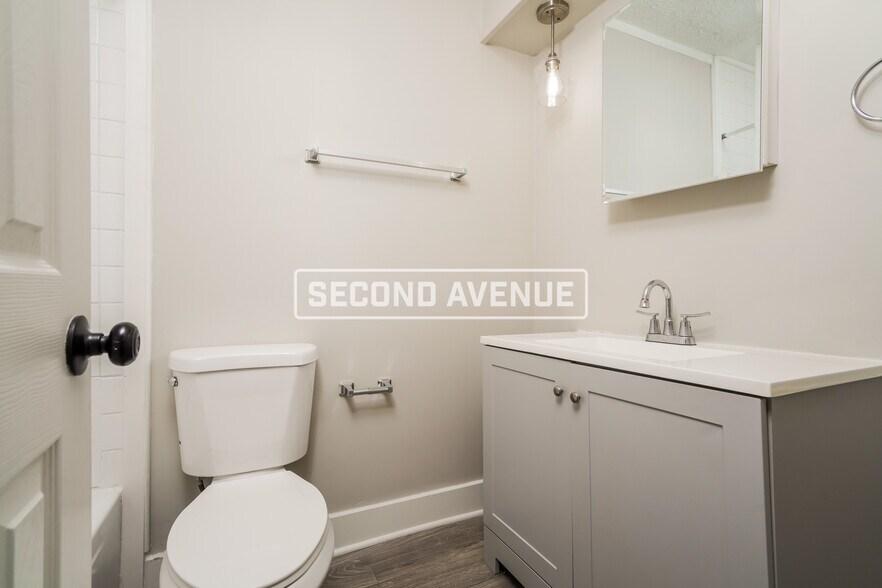 Building Photo - 6111 Trena Trail