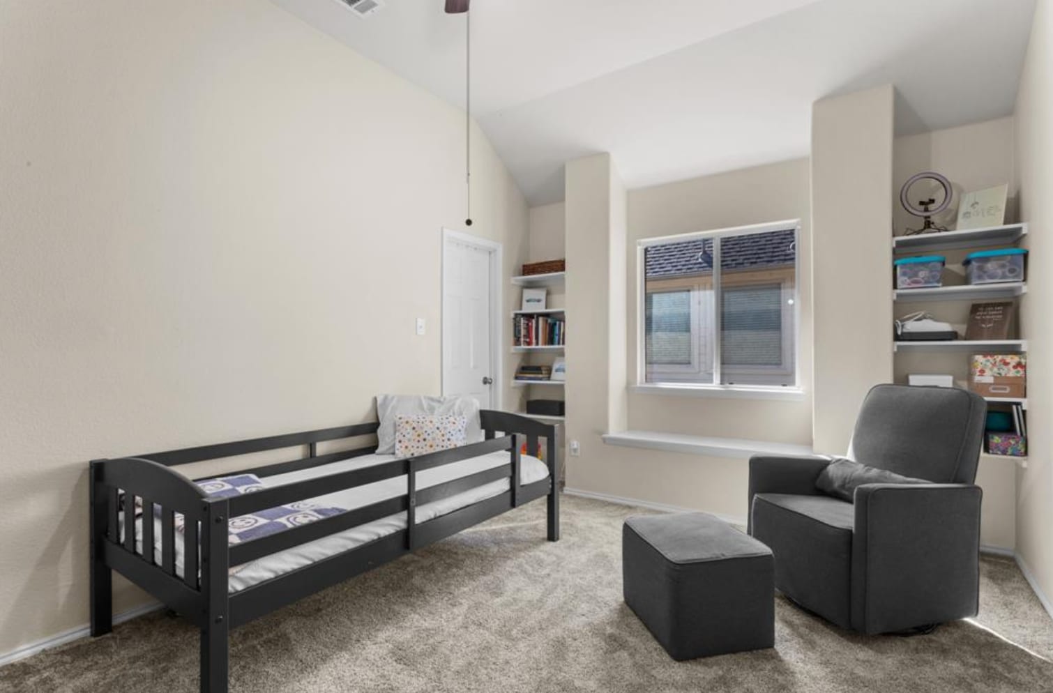 Room #3 - 2229 Miranda Pl