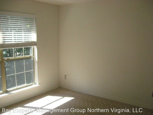 Building Photo - 1 br, 1 bath House - 12155 PENDERVIEW TER ...