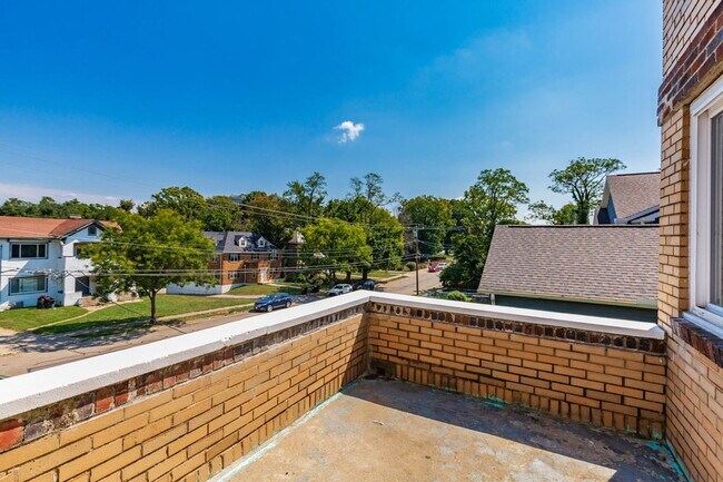 Building Photo - 783 N Fred Shuttlesworth Cir