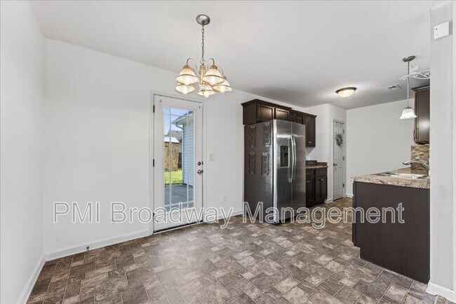 Building Photo - 837 Shelton Cir