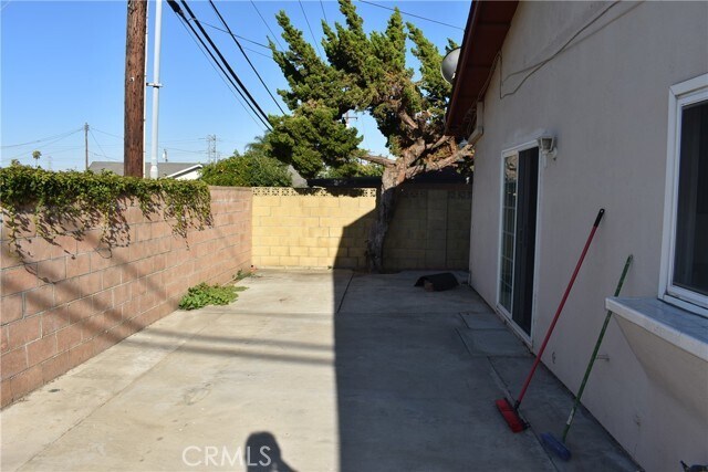 Building Photo - 12201 Mulhall St