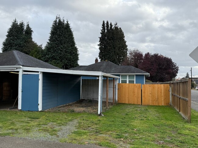 Building Photo - Newly Remodeled 2 bed 1 bath Home in Marys...