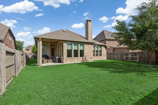 Building Photo - 11231 Dunstan Hill Dr