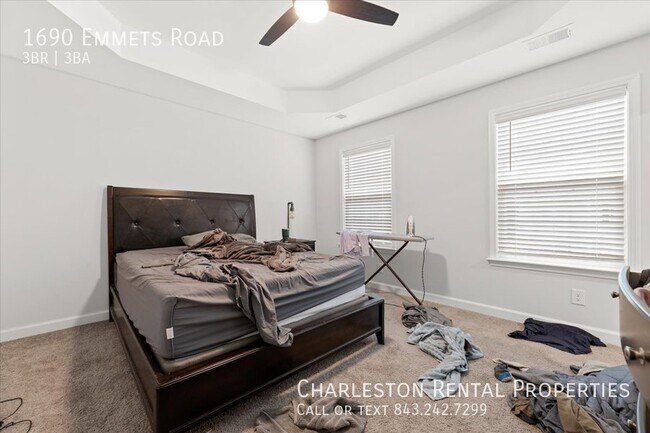 Building Photo - 1690 Emmets Rd