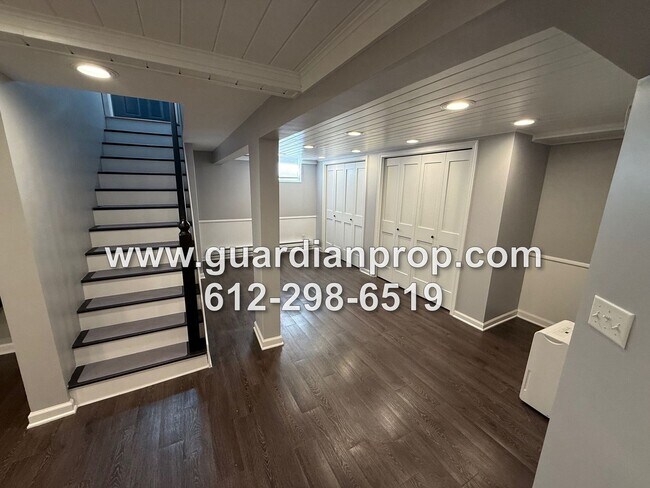 Building Photo - Fully Updated House Available Now, Office,...