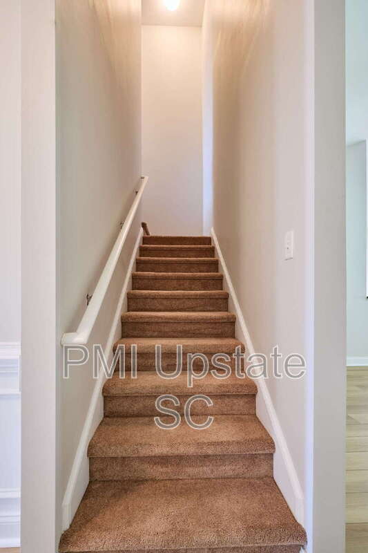 Building Photo - 5 Norwell Ln