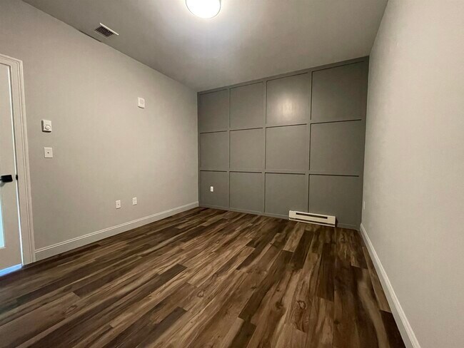 Building Photo - 25 Lowell St