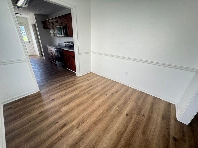Building Photo - 2208 Summerwind Dr