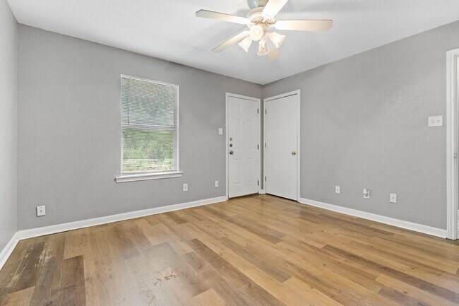 Building Photo - 13002 O'Connor Cove