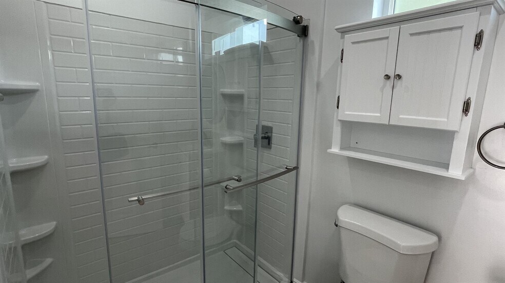 Building Photo - 4354 138th St