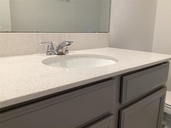 Building Photo - 260 Pershing St