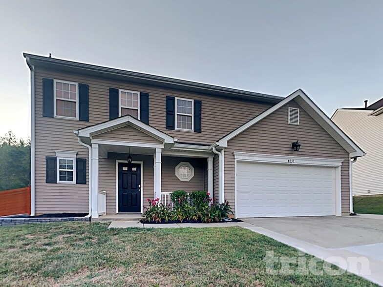 Building Photo - 4037 Dover Downs Dr