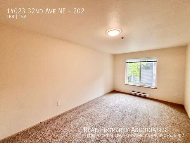 Building Photo - 14023 32nd Ave NE