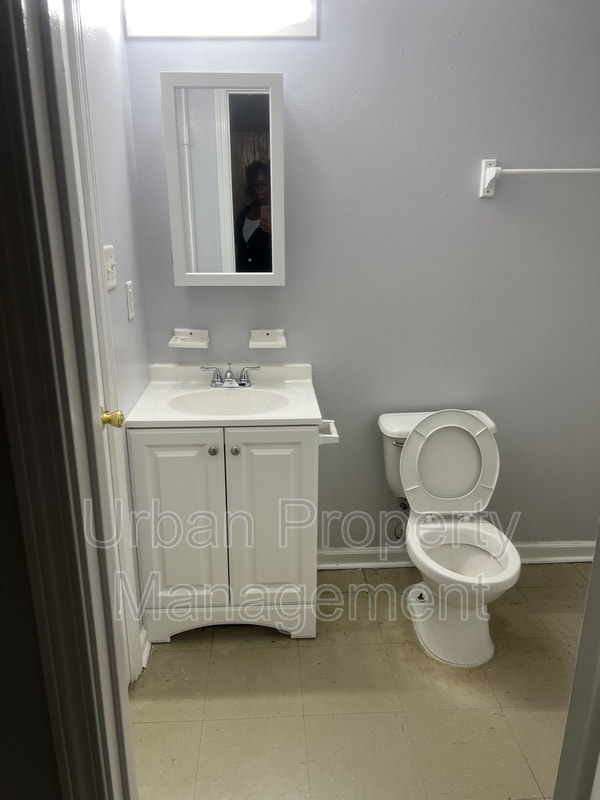 Building Photo - 1623 Orr St