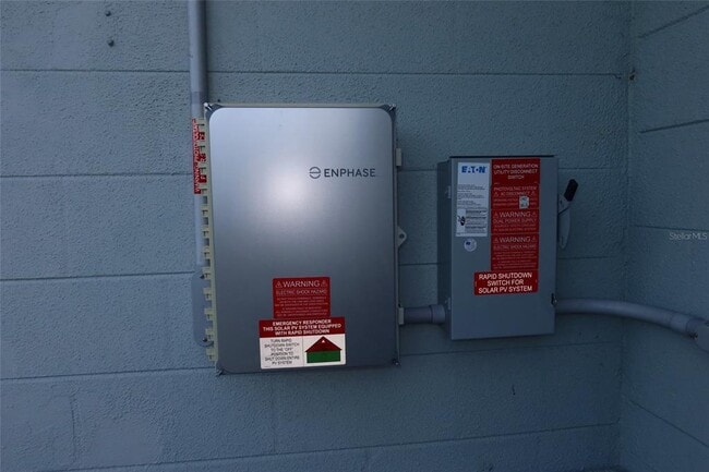 Building Photo - 3713 Benson Ave N