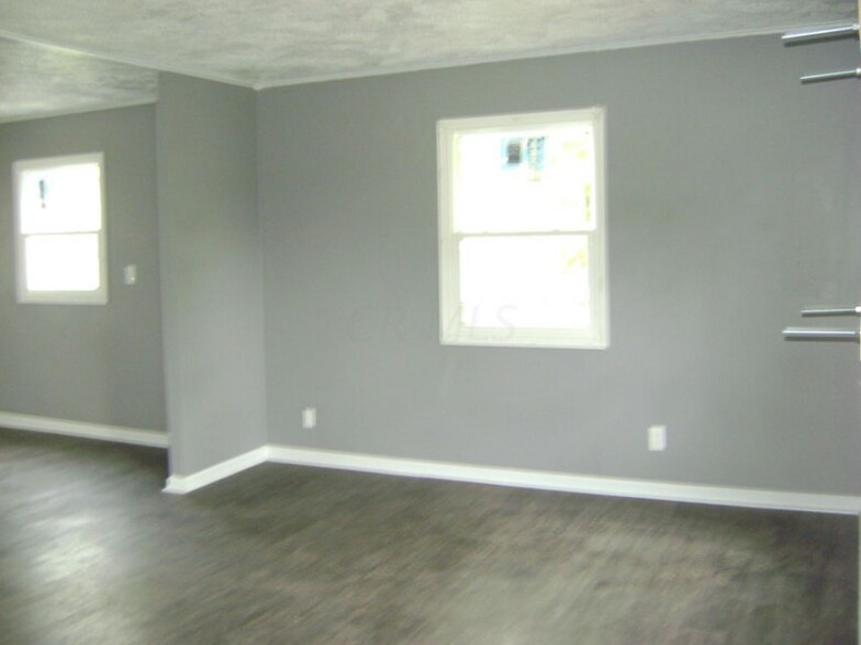 Building Photo - 2275 Union Ave