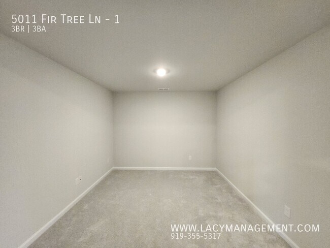 Building Photo - 5011 Fir Tree Ln