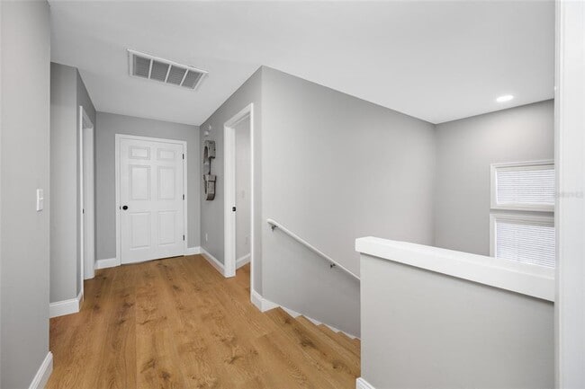 Building Photo - 2808 Southpointe Ln