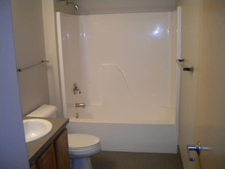 Building Photo - 1951 W 26th St