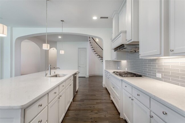 Building Photo - 2006 Pear Tree Dr