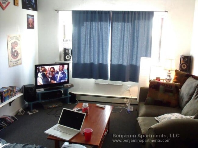 Building Photo - 226 Parker Hill Ave