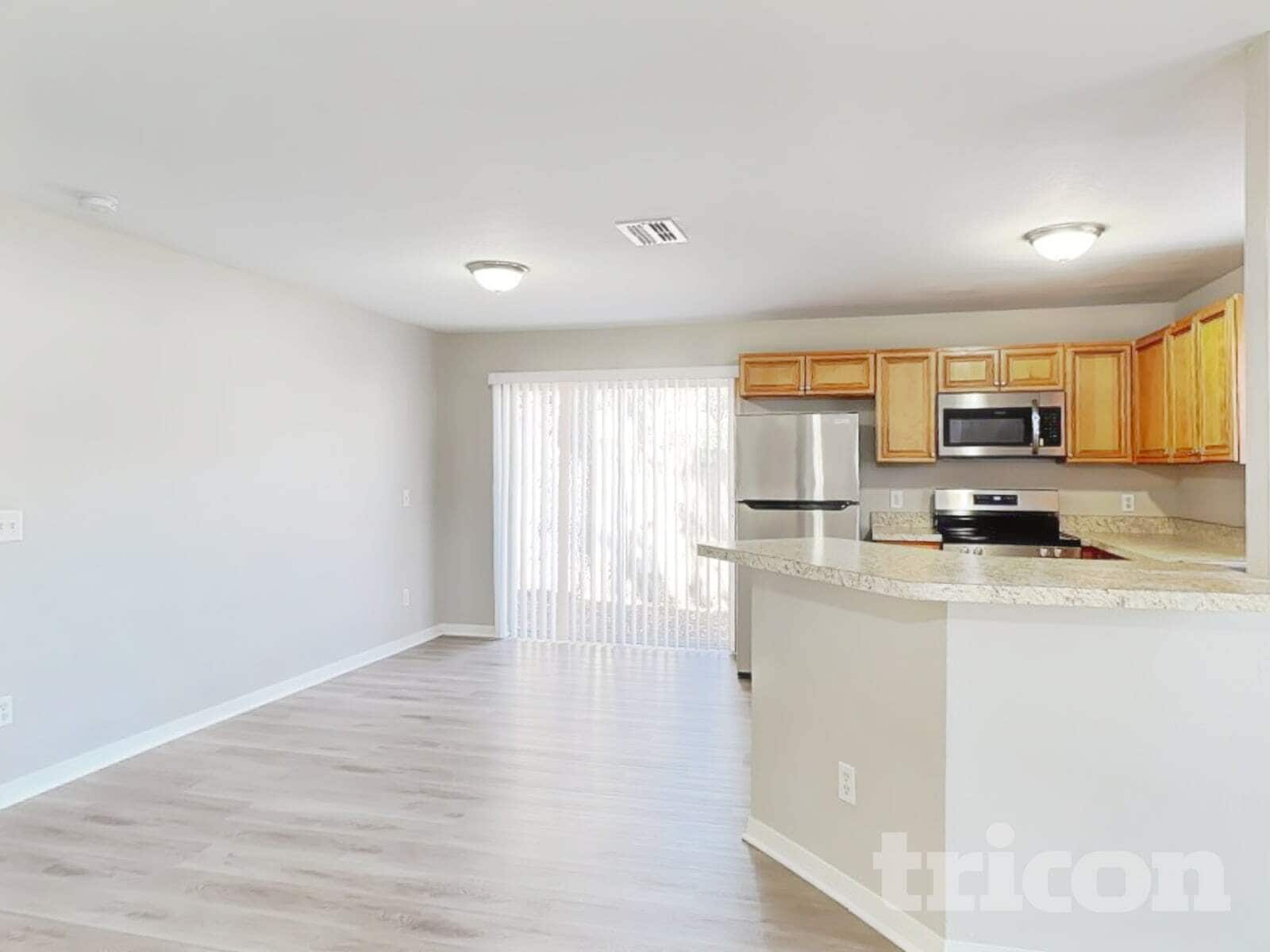 Building Photo - 8312 N Orangeview Ave