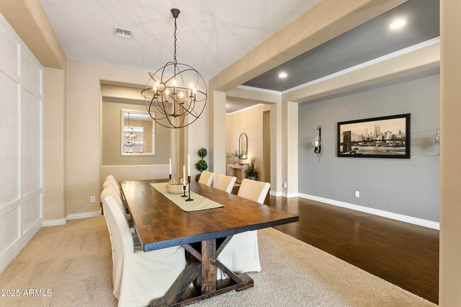 Building Photo - 5803 E Parnell Dr