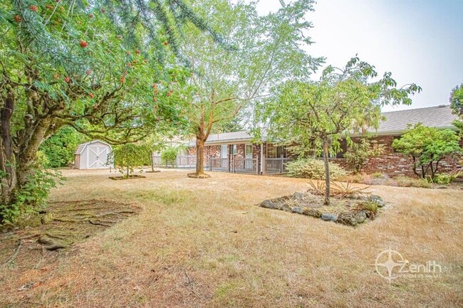 Building Photo - 6509 Louisiana Dr