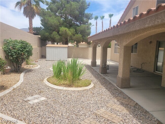 Building Photo - 4013 Forest Knoll Ln