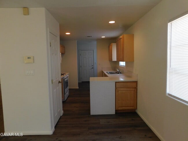 Building Photo - 8312 Tamarack Ave