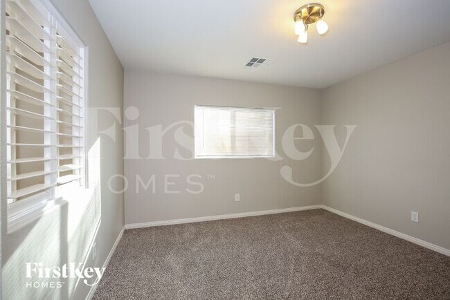 Building Photo - 8905 W Perfect Diamond Ct