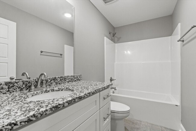 Building Photo - Thanksgiving Special! $300 Rent Credit for 12 Months on this Furnished Townhome!