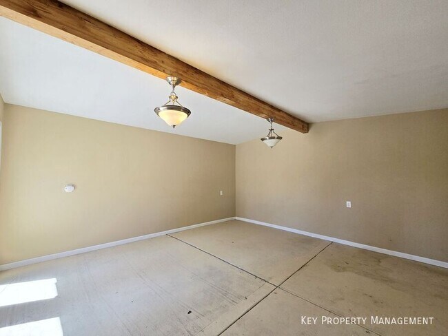Building Photo - 713 N 18th St