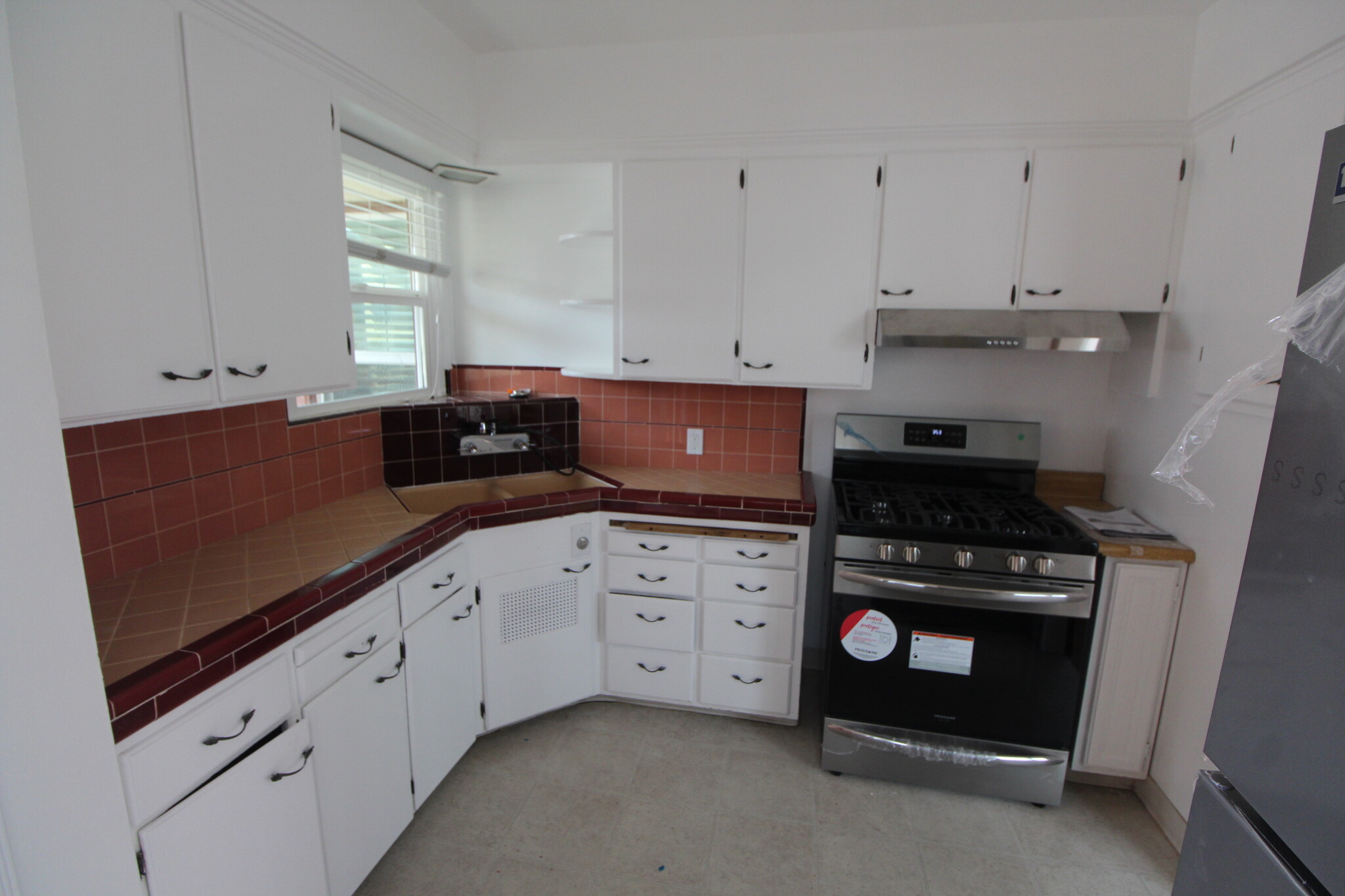 KITCHEN - 315 33rd St